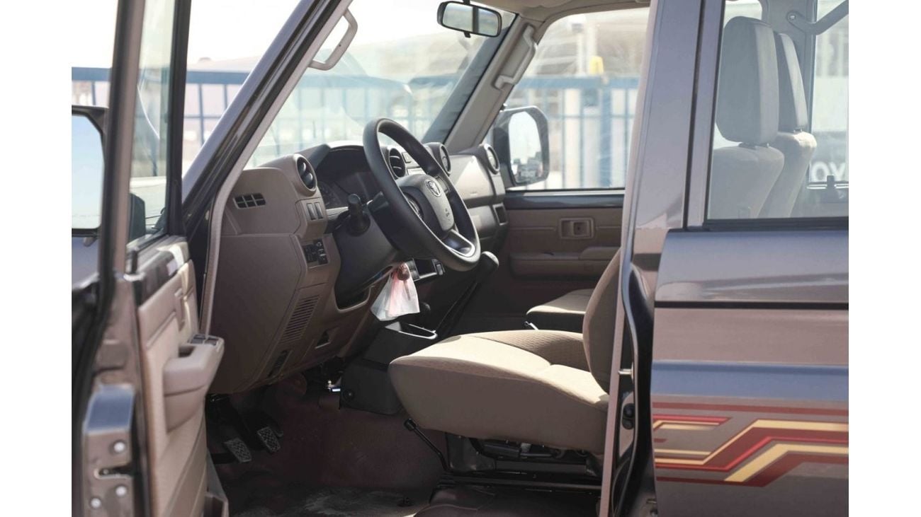 Toyota Land Cruiser Pick Up 2024 Toyota LC79 4X4 Double Cab 4.5 V8 - Grey Mettalic inside Beige | Export Only