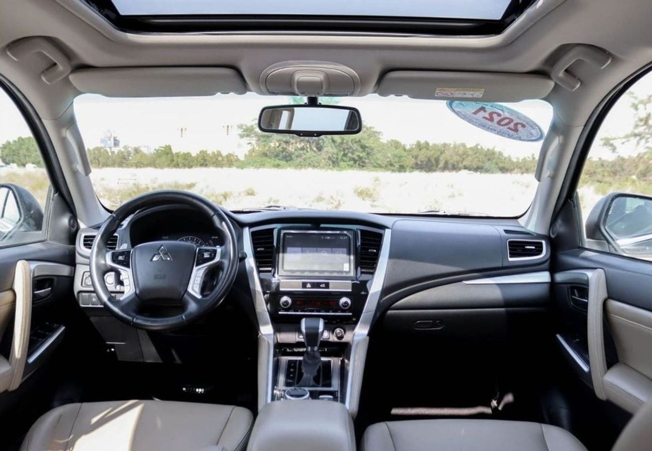 Mitsubishi Montero Sport GLS Premium 3.0L (7 Seater) Mitsubishi Montero Sport 2021 model, GCC, in excellent condition, accide