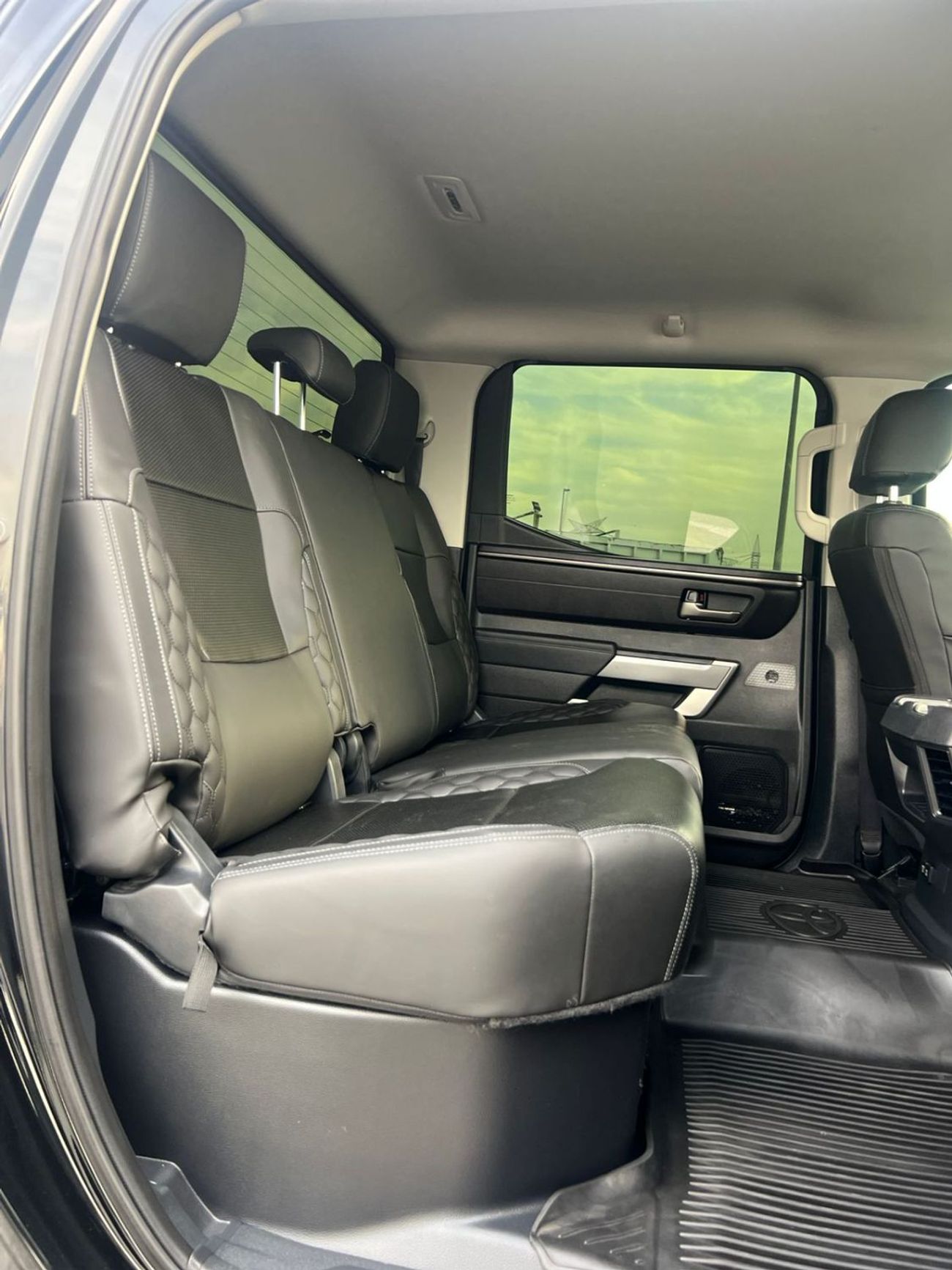 Toyota Tundra 2024 Toyota Tundra TRD Extreme Night Edition 3.4L V6- Enhanced Suspension Tyres - 4x4 AWD - Fully Lo