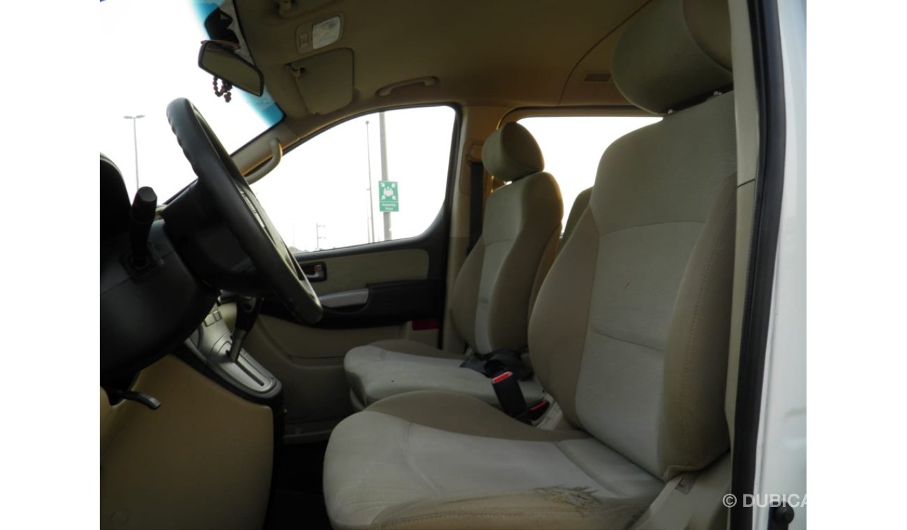 Hyundai H-1 2015 9 seats Ref #446