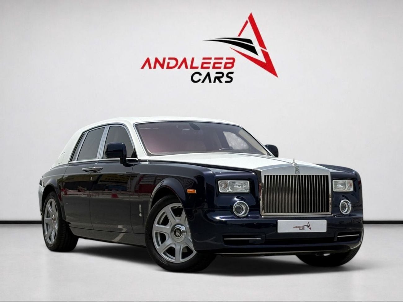 Rolls Royce Phantom STD ROLLS-ROYCE PHANTOM | 6.75L V12 | 2011 | FULL AGMC SERVICE HISTORY | GCC SPECS