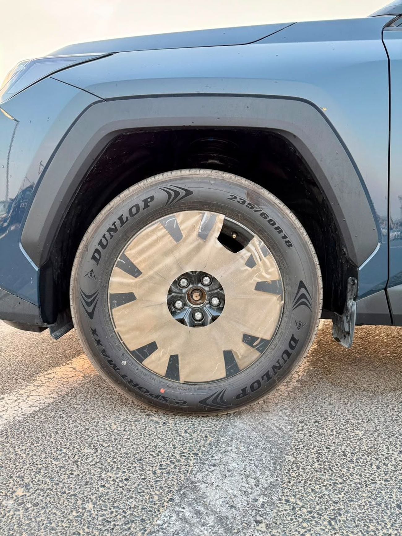 Toyota RAV4 EXR Toyota Rav4 XLE 2.0L 4x4 Urban Rock 2026 Saudi Spec