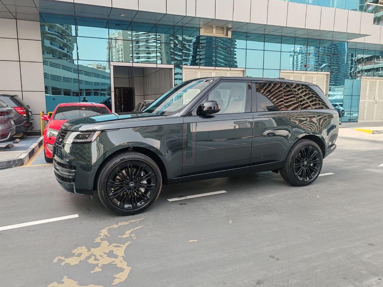 Land Rover Range Rover LWB HSE P530 4.4L