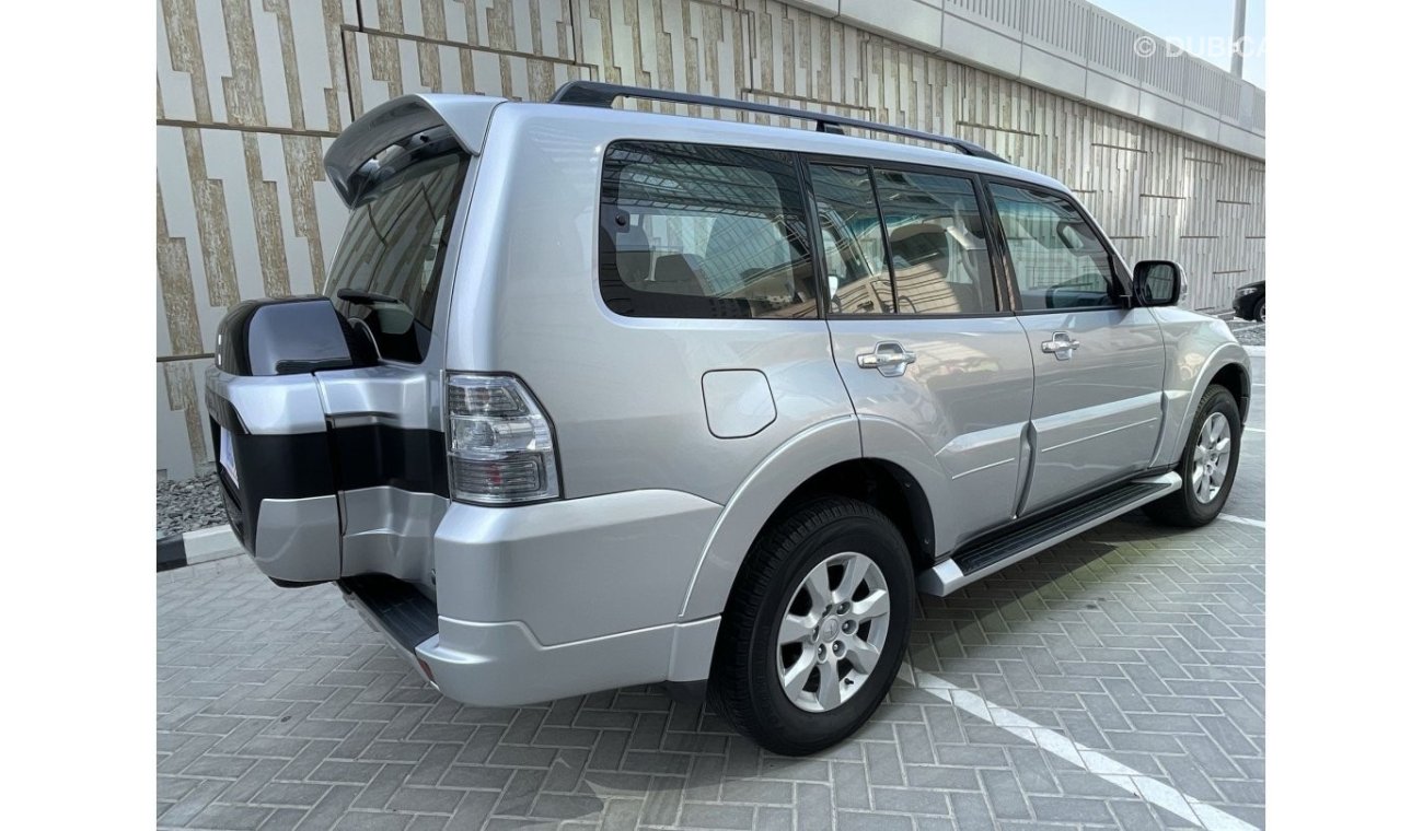 Mitsubishi Pajero GLS. 3.5L | GCC | EXCELLENT CONDITION | FREE 2 YEAR WARRANTY | FREE REGISTRATION | 1 YEAR COMPREHENS