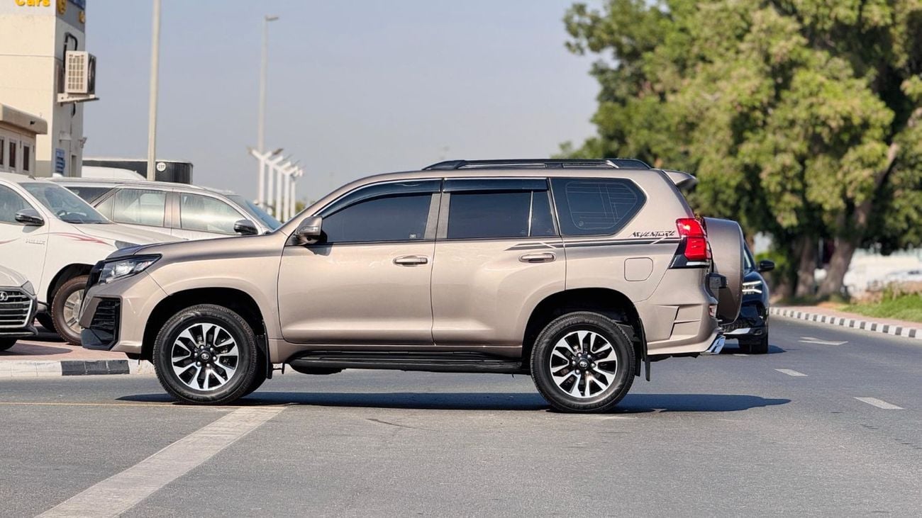 Toyota Prado LIMGENE BODY KIT INSTALLED |2.8L DIESEL| ELECTRIC HEATED SEATS | RHD [QISJ IN DUBAI]