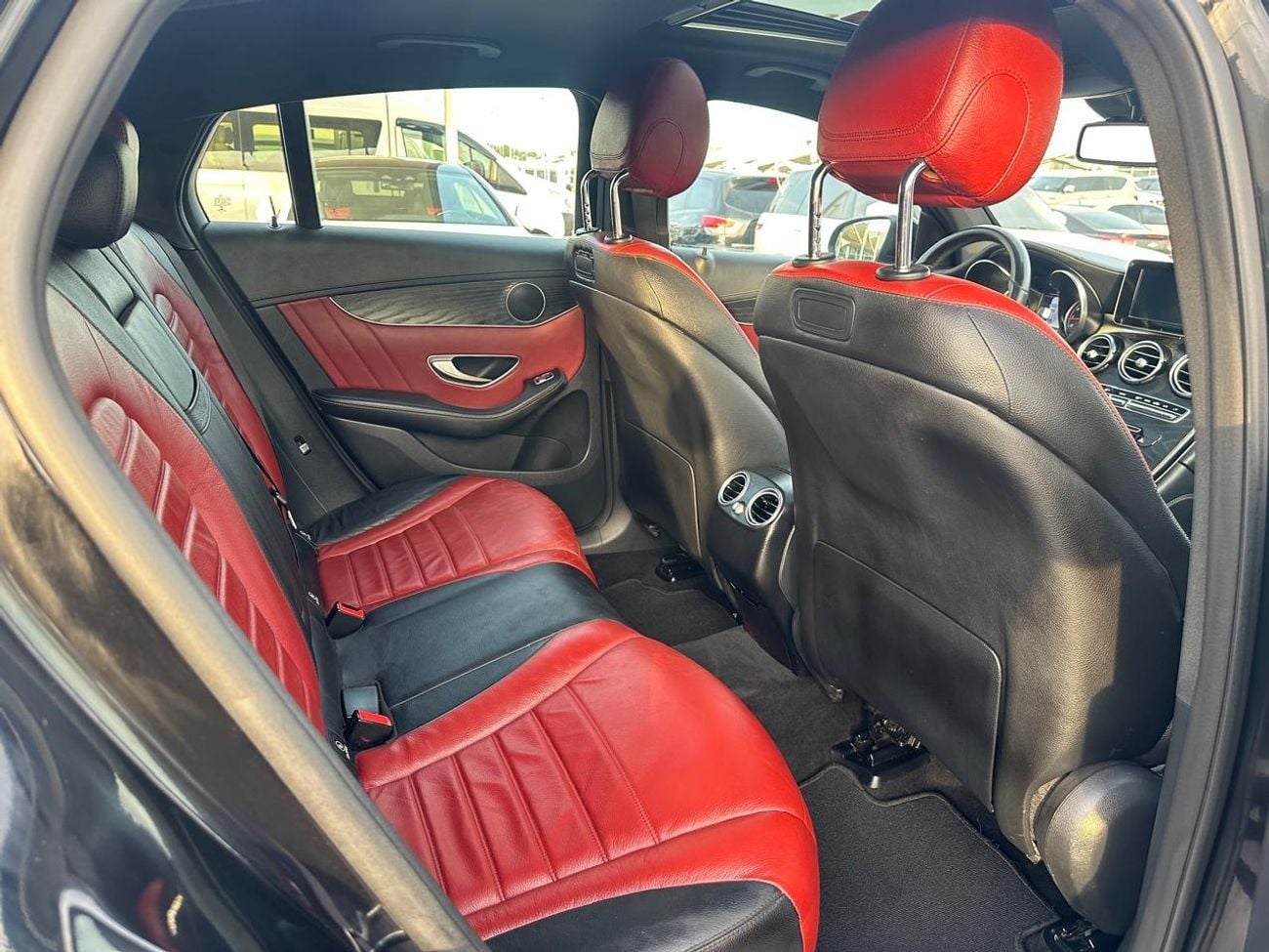 مرسيدس بنز GLC 250 Coupe AMG 2.0L
