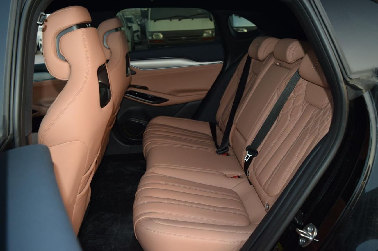 BYD Song L 2025 BYD SONG L Excellent inteligent 662 long range (EXPORT PRICE 113000 AED)