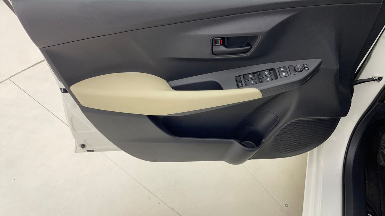 تويوتا يارس E 1.5 | بدون دفعة مقدمة | اختبار القيادة في المنزل