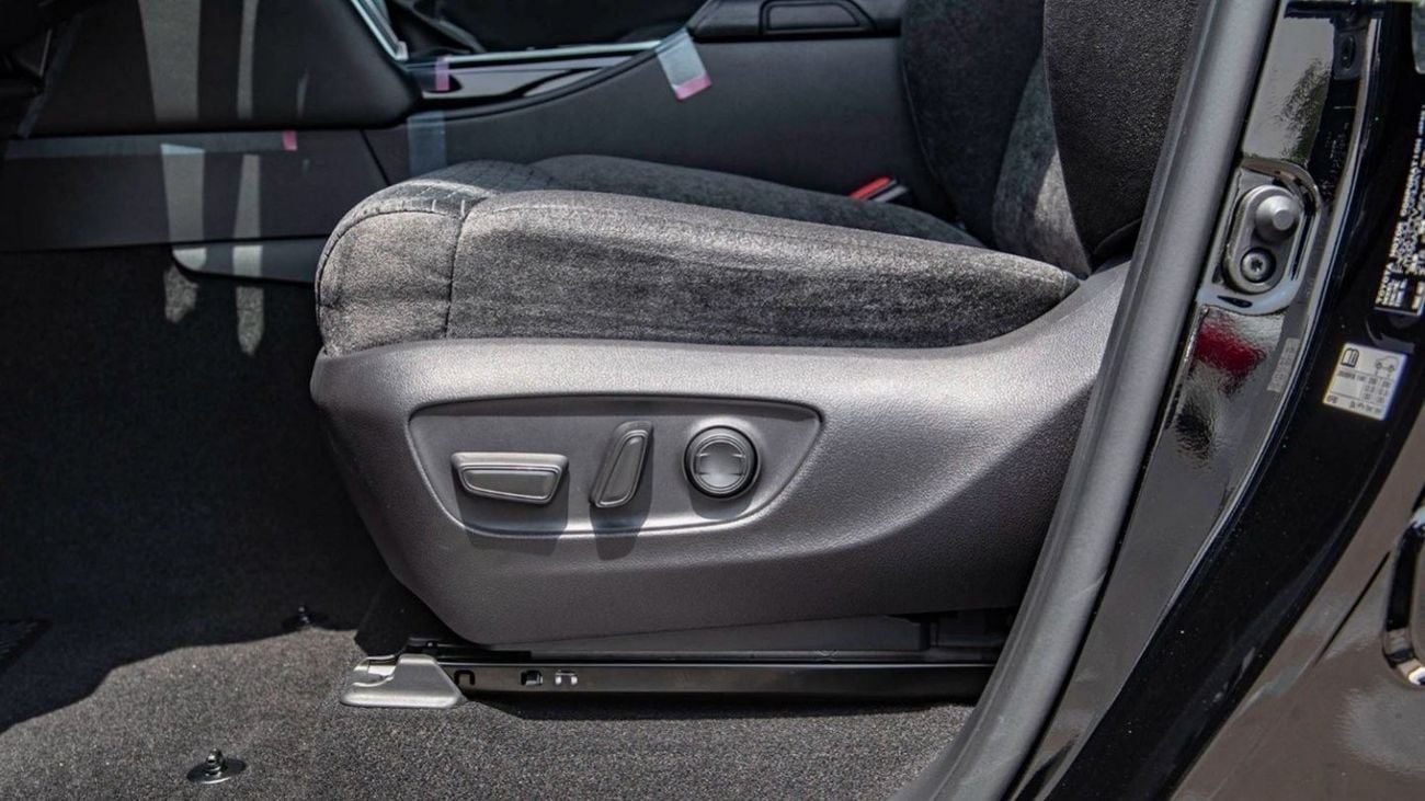 تويوتا لاند كروزر Toyota Land Cruiser LC300 GXR 3.3D AT MY2024