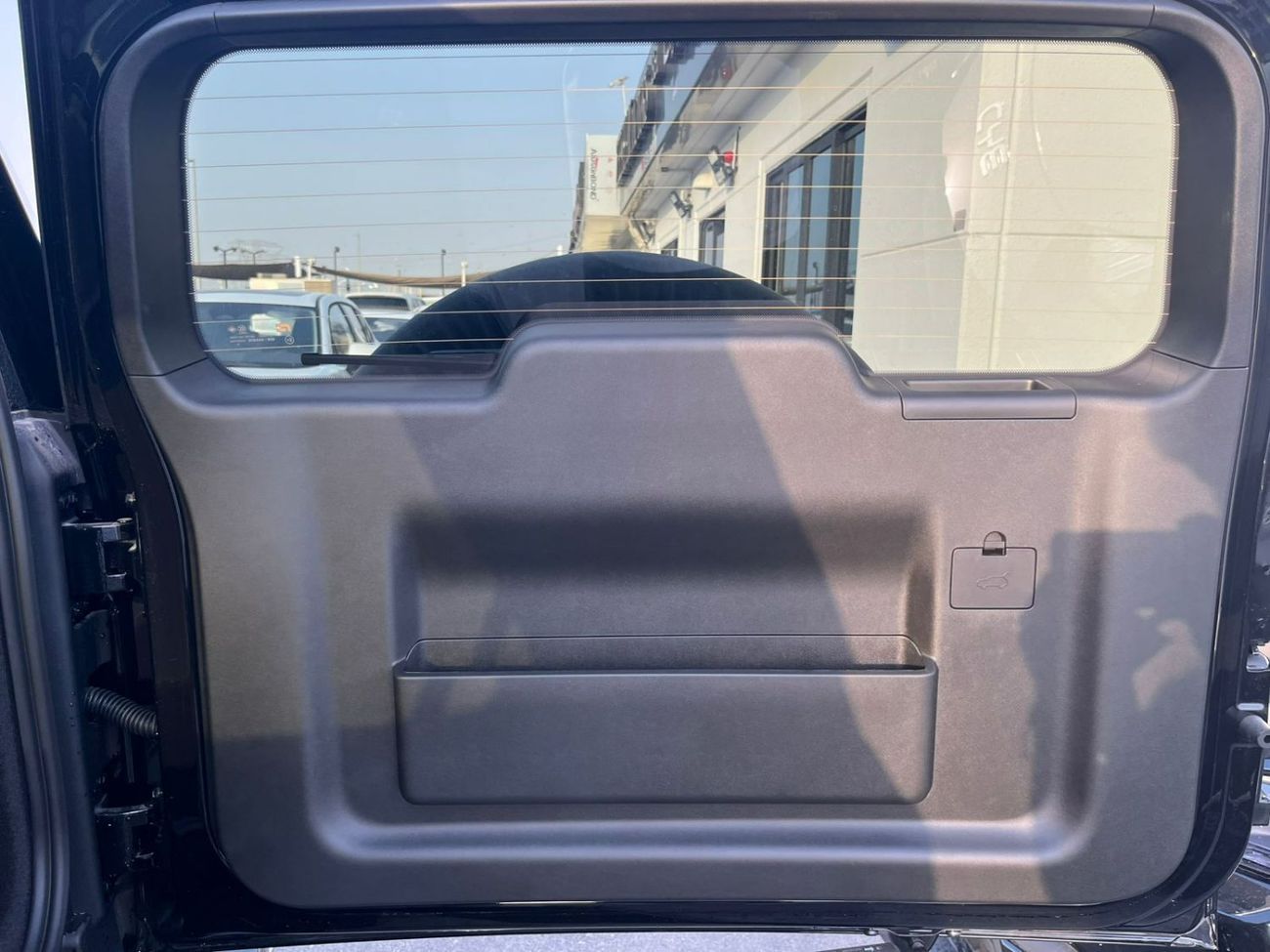 ROX 01 Rox 01 vip 1.5L Turbo + Plug-in Hybrid AWD Model 2025