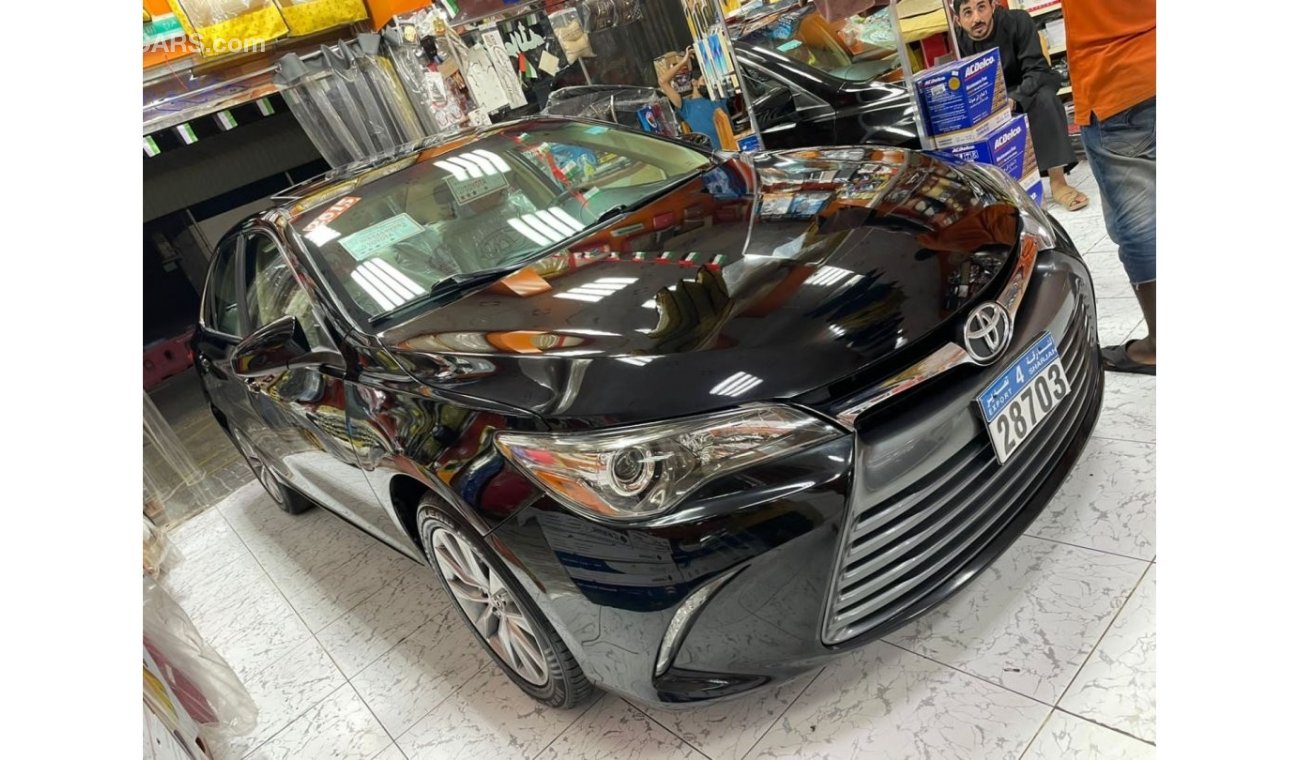 Toyota Camry XLE 2015 FULL OPTION