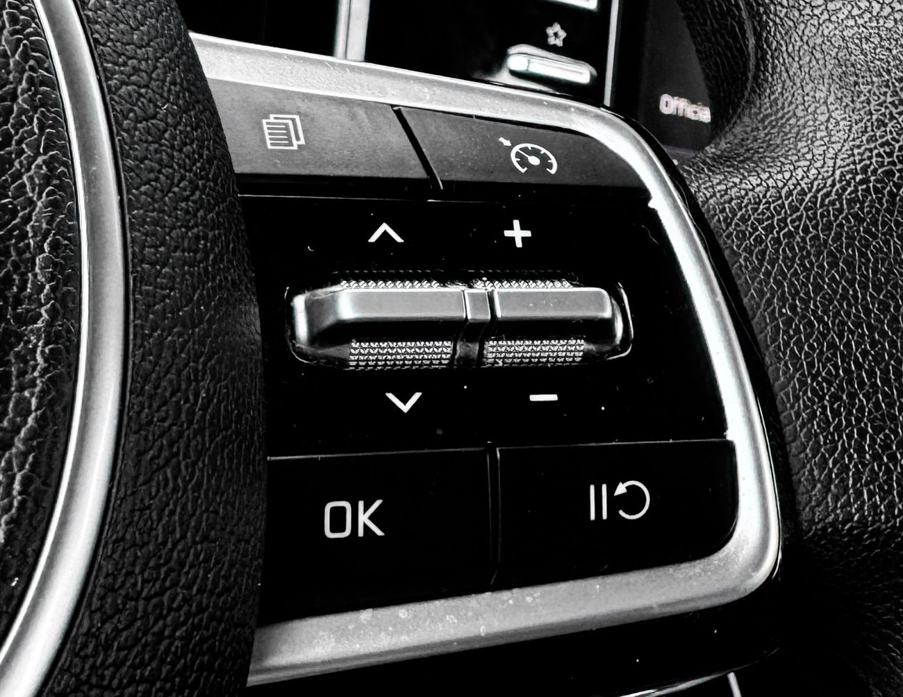 كيا سورينتو كيا سورينتو | 2.5 لتر | 2023 | خليجية | طلاء أصلي | خالية من الحوادث | بحالة ممتازة | 1277 شهرياً