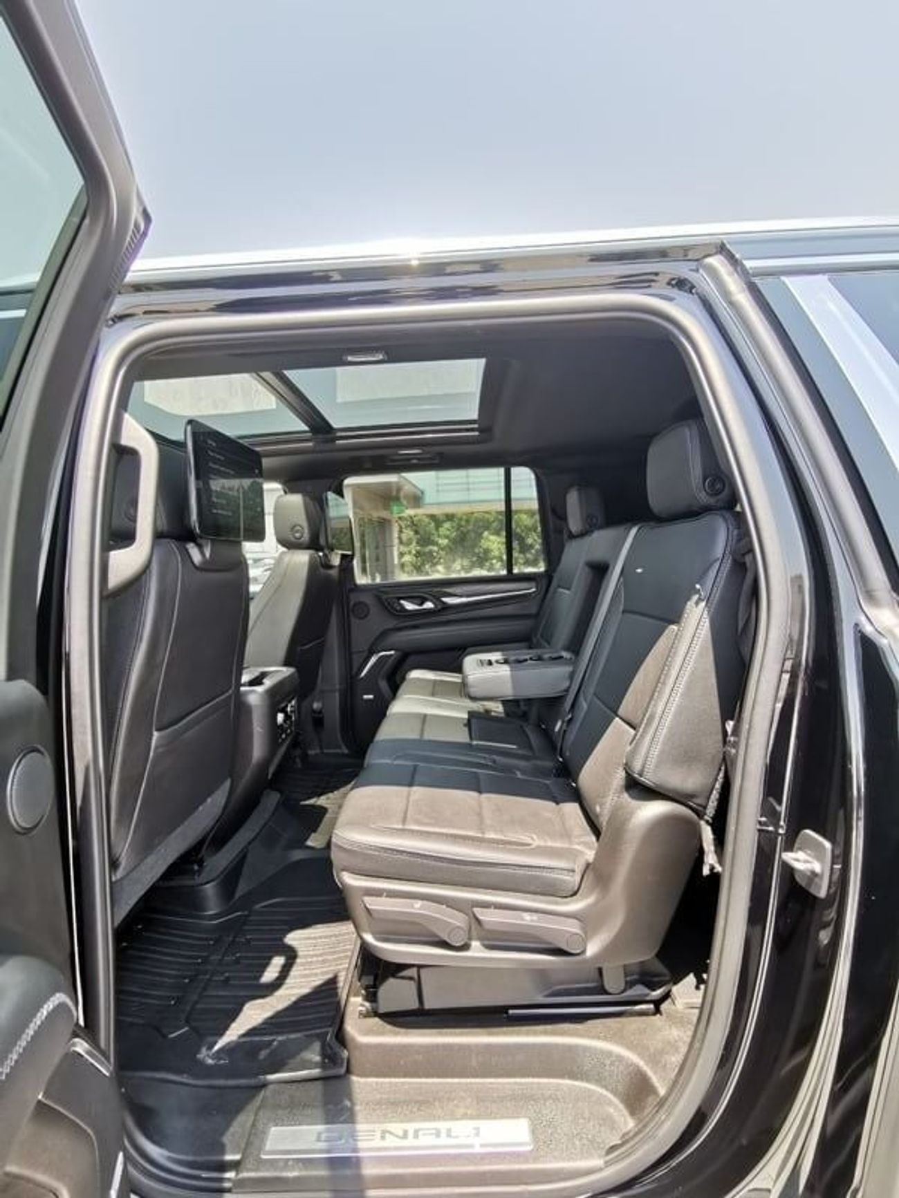 GMC Yukon GMC Denali - 2021 - Black