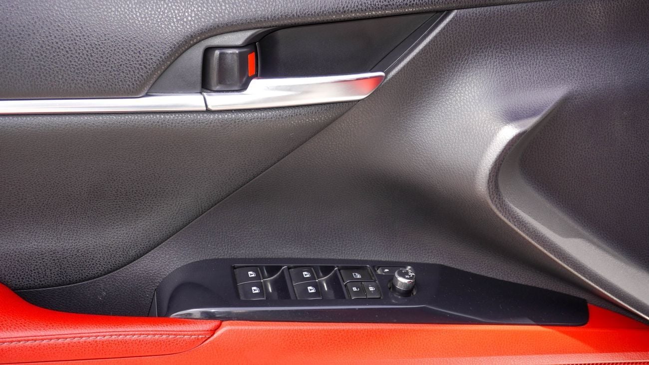 تويوتا كامري Sport V6