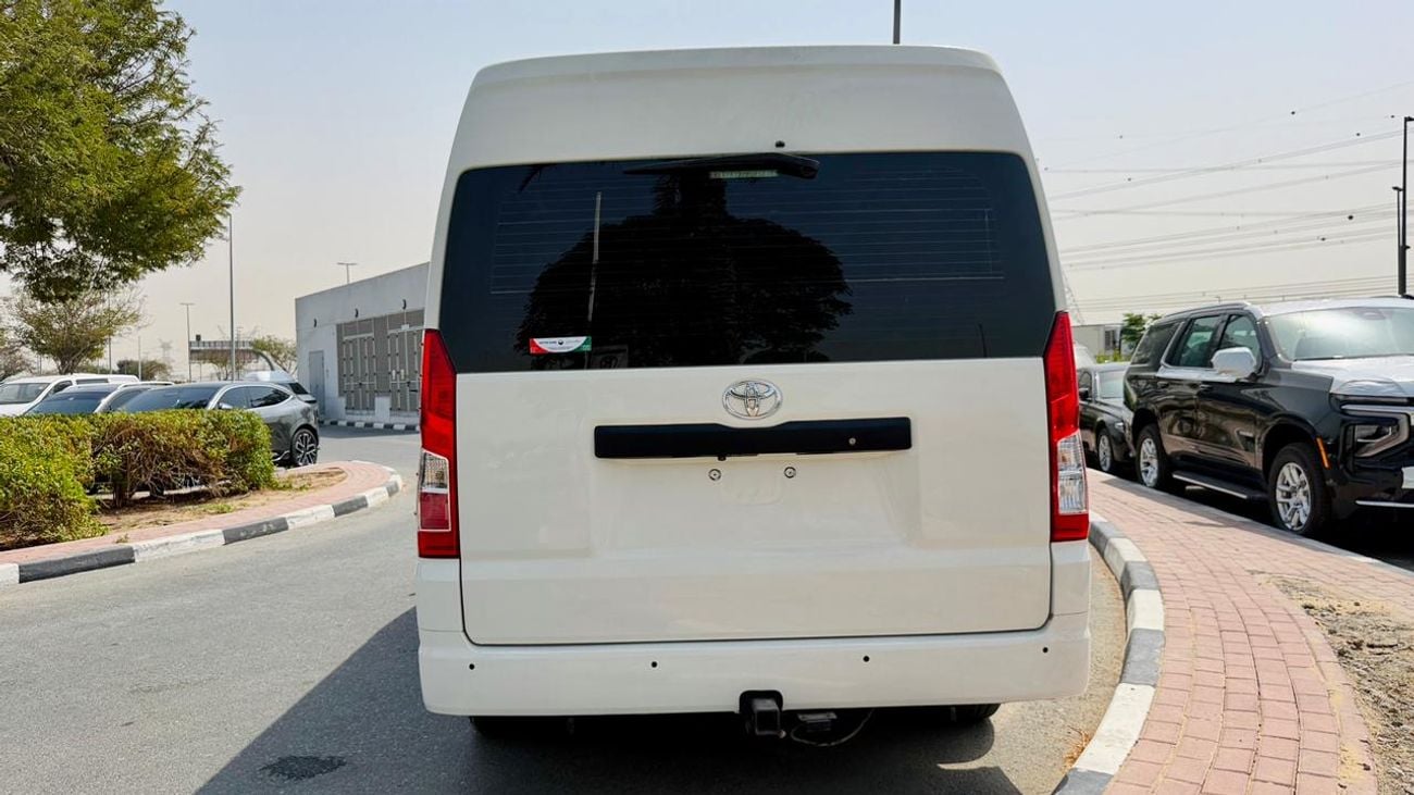 تويوتا هاياس 