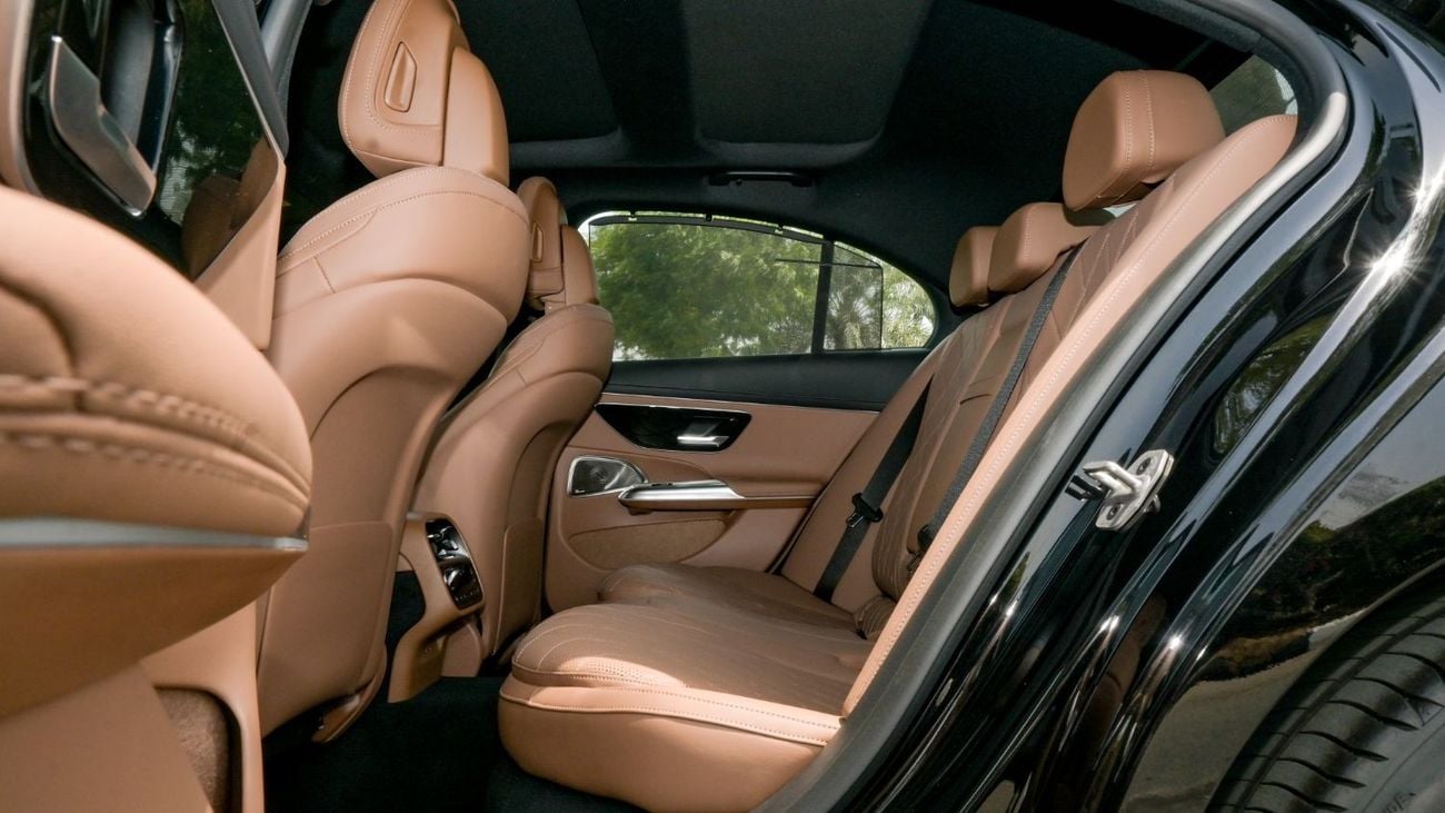 Mercedes-Benz E200 Mercedes-Benz E200 Premium Plus | AMG Night Package | Hyper Screen | Fully Loaded 2024 Brand New