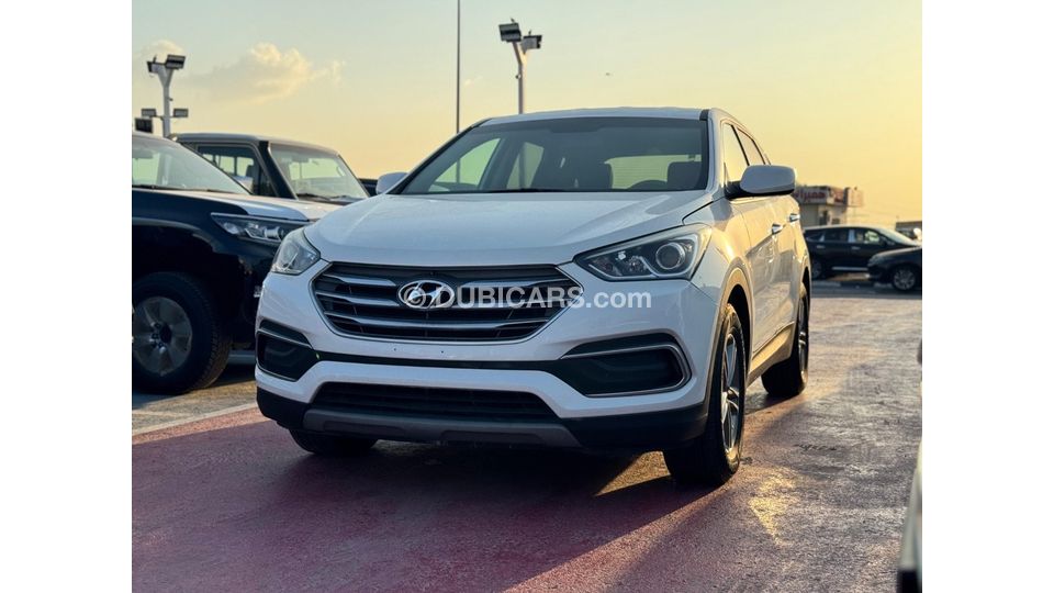 Used 2018 HYUNDAI SANTA FE SPORT 2.4L GDI 2018 for sale in Dubai 789794