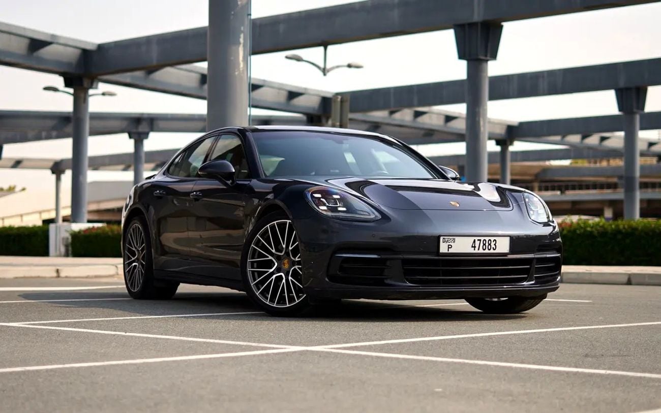Porsche Panamera - фото 1