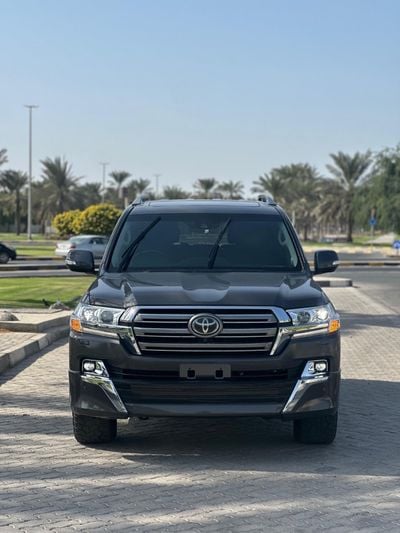 Toyota Land Cruiser Sahara export from Australia