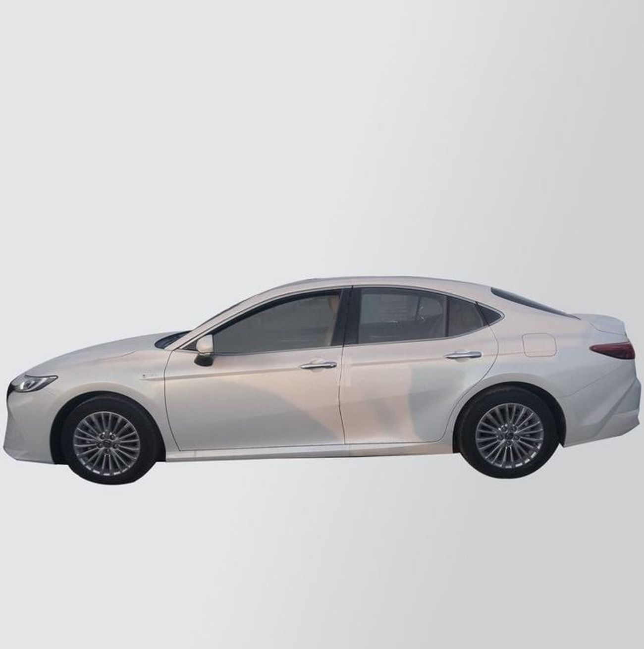 تويوتا كامري 2025 Toyota Camry 2.0 Hybrid Panoramic sunroof