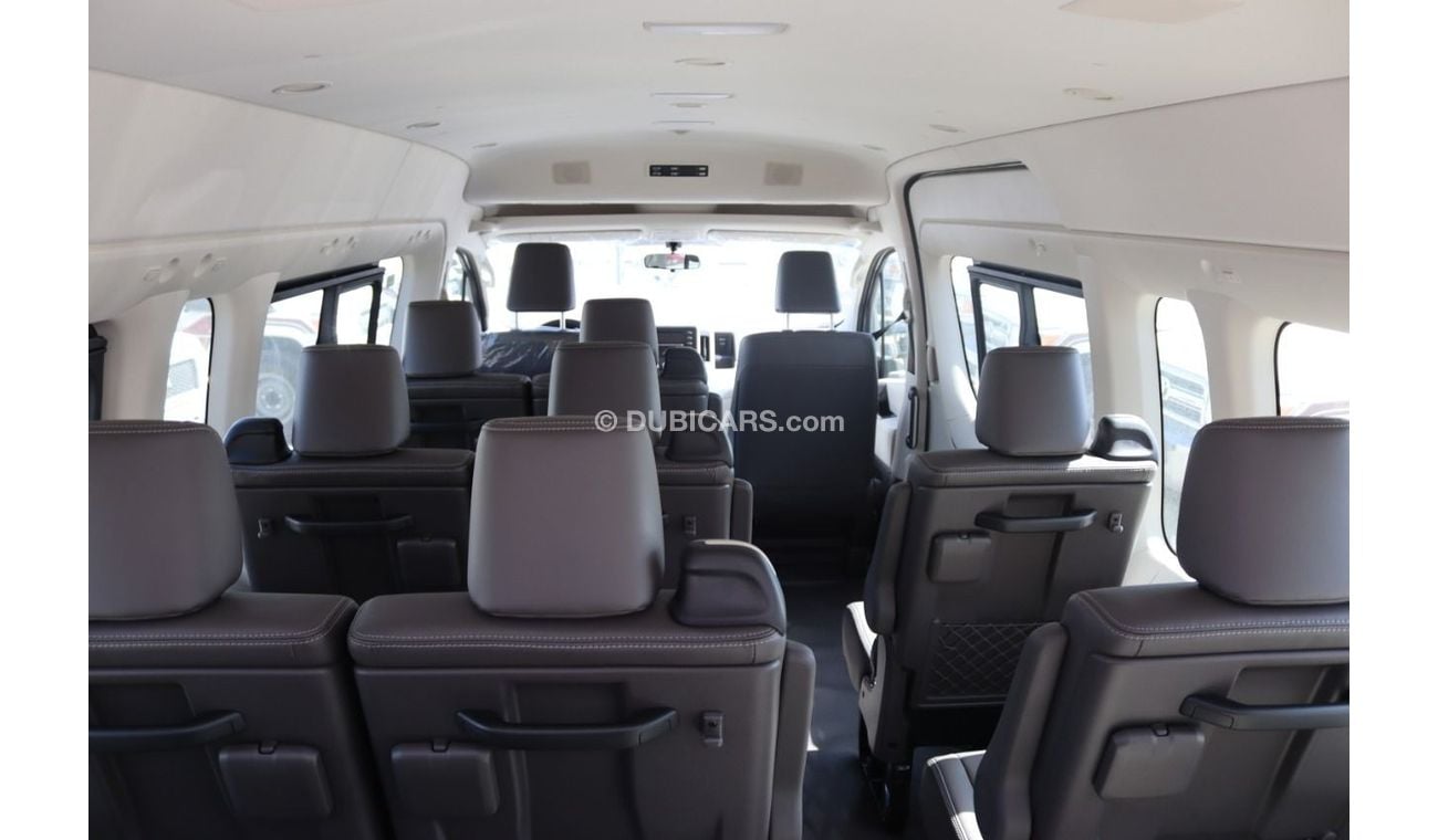 Toyota Hiace GL -High Roof Commuter TOYOTA HIACE COMMUTER 2.8L DIESEL HIGH ROOF MANUAL TRANSMISSION
