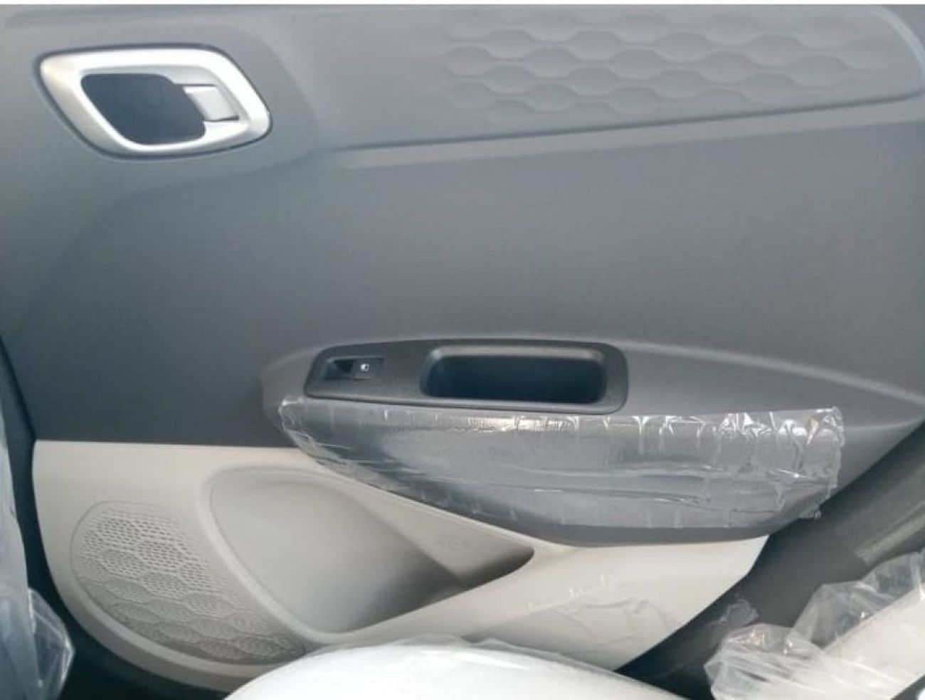 Hyundai Grand i10 1.2L Petrol, Sedan, FWD, 4 Doors, Model 2024