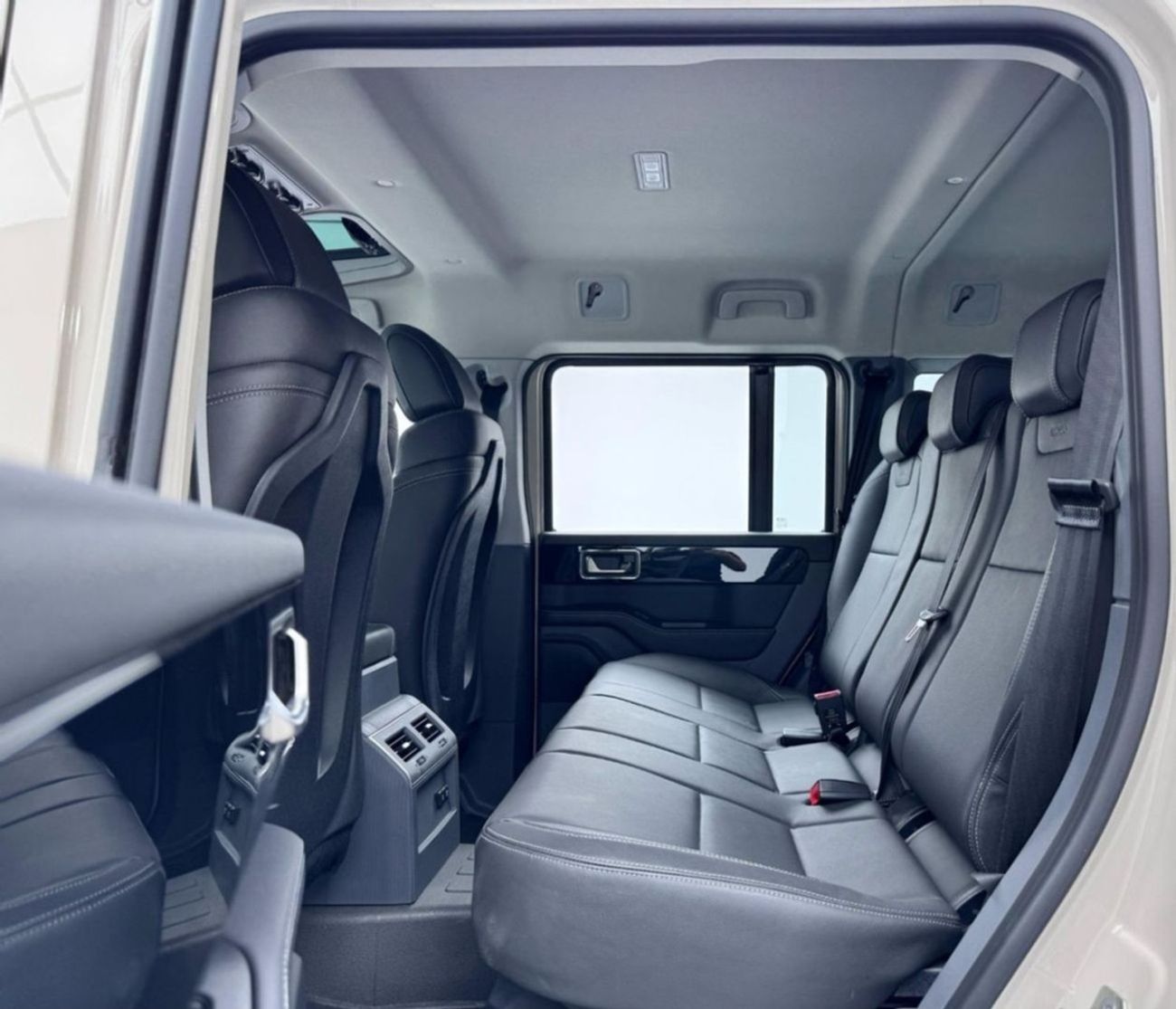 INEOS Grenadier 2023 Ineos Grenadier TrailMaster, 2028 Ineos Warranty, 2025 Ineos Service, GCC