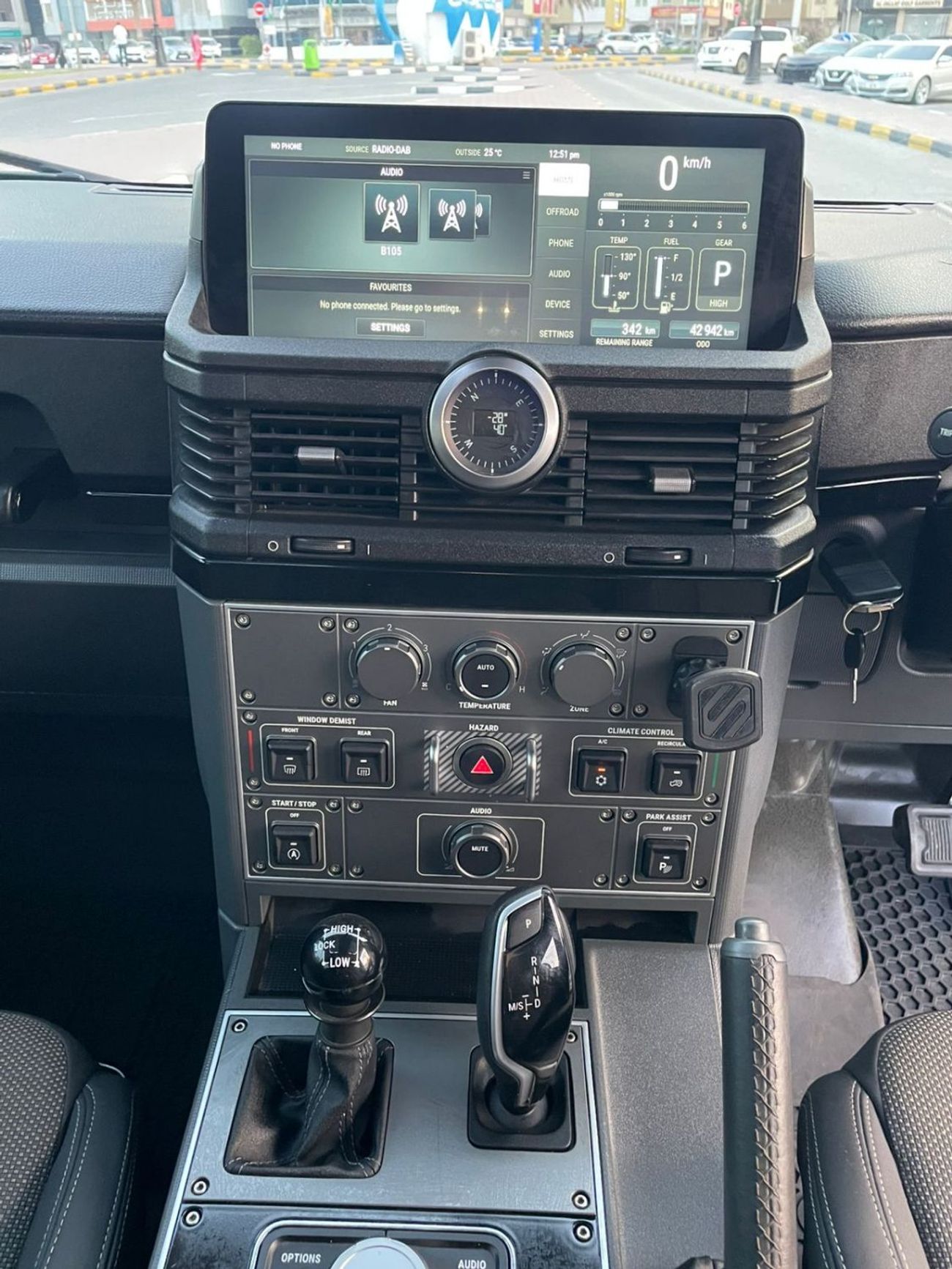 إينيوس غرينادير diesel 3.0 liter ,2024 model ,right hand drive ,automatic