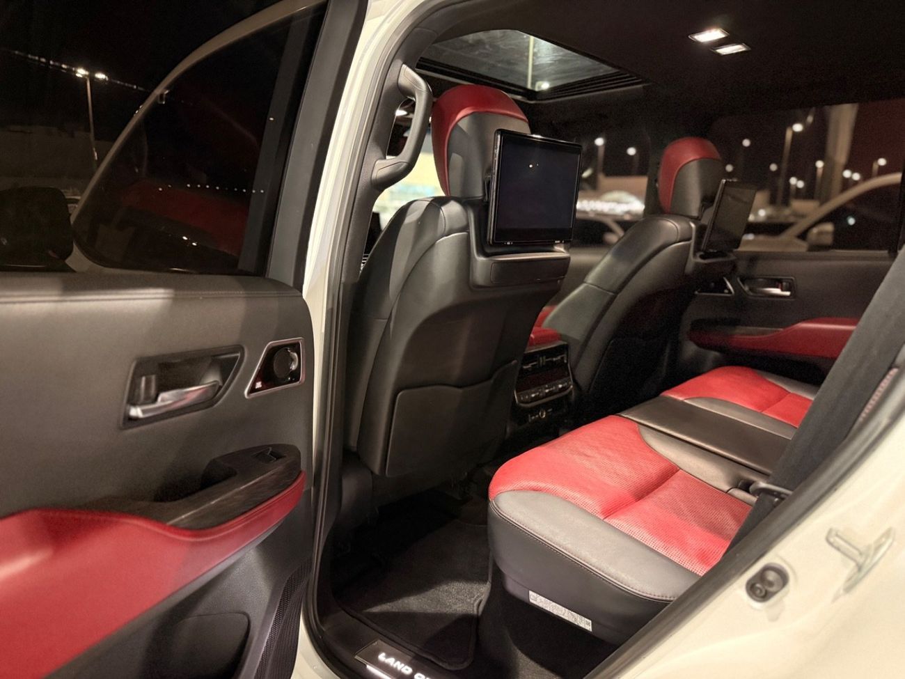 تويوتا لاند كروزر 3.5T GR-Sport