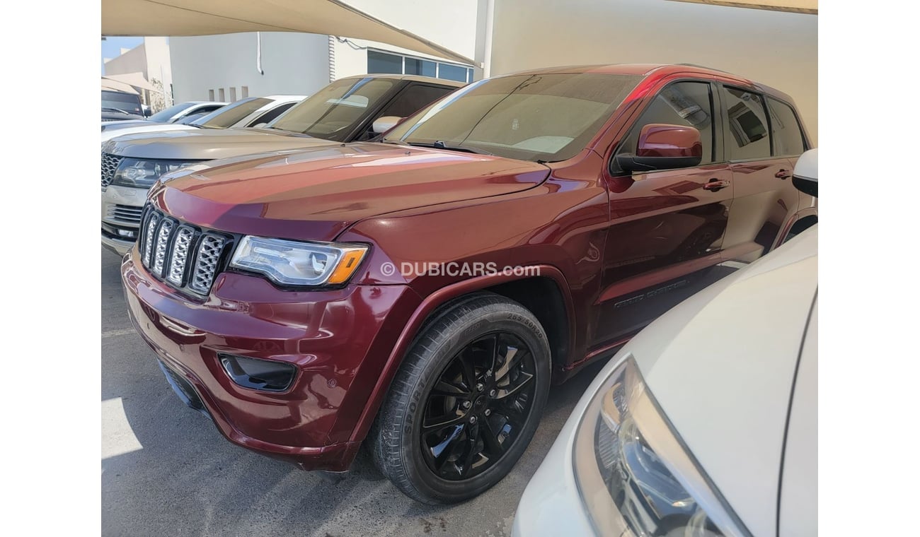 Used Jeep Grand Cherokee Limited 2019 for sale in Sharjah 608056