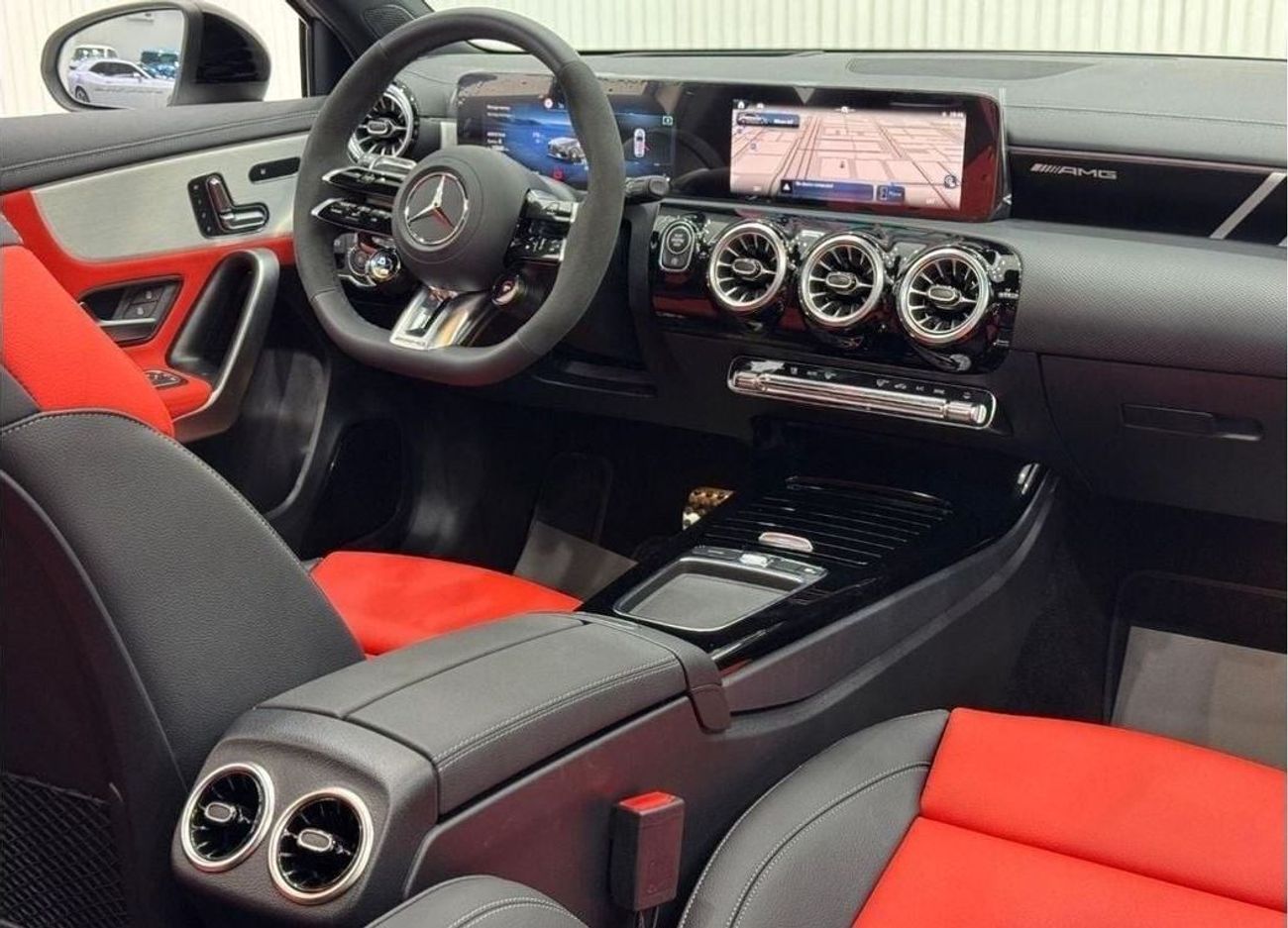 Mercedes-Benz A 35 AMG AMG 4MATIC 2025 Mercedes Benz A35 AMG 4MATIC, 2029 Mercedes Warranty, 2028 Mercedes Service Pack, GC