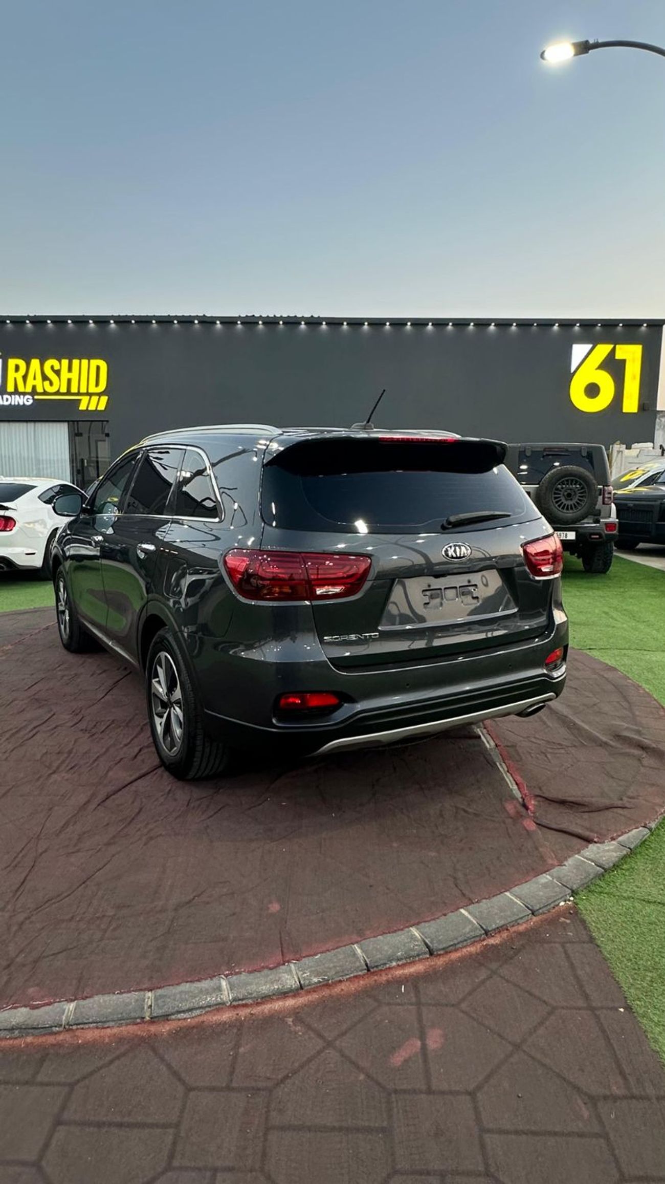 Kia Sorento Base 2.4L AWD