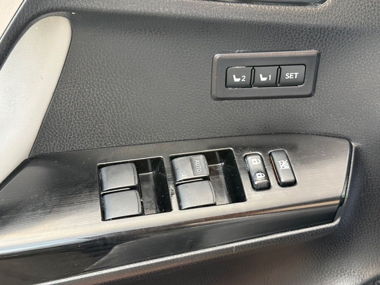 تويوتا راف ٤ 2018 TOYOTA RAV4 LIMITED HYBRID 360CAMERA FULL OPTIONS IMPORTED FROM USA