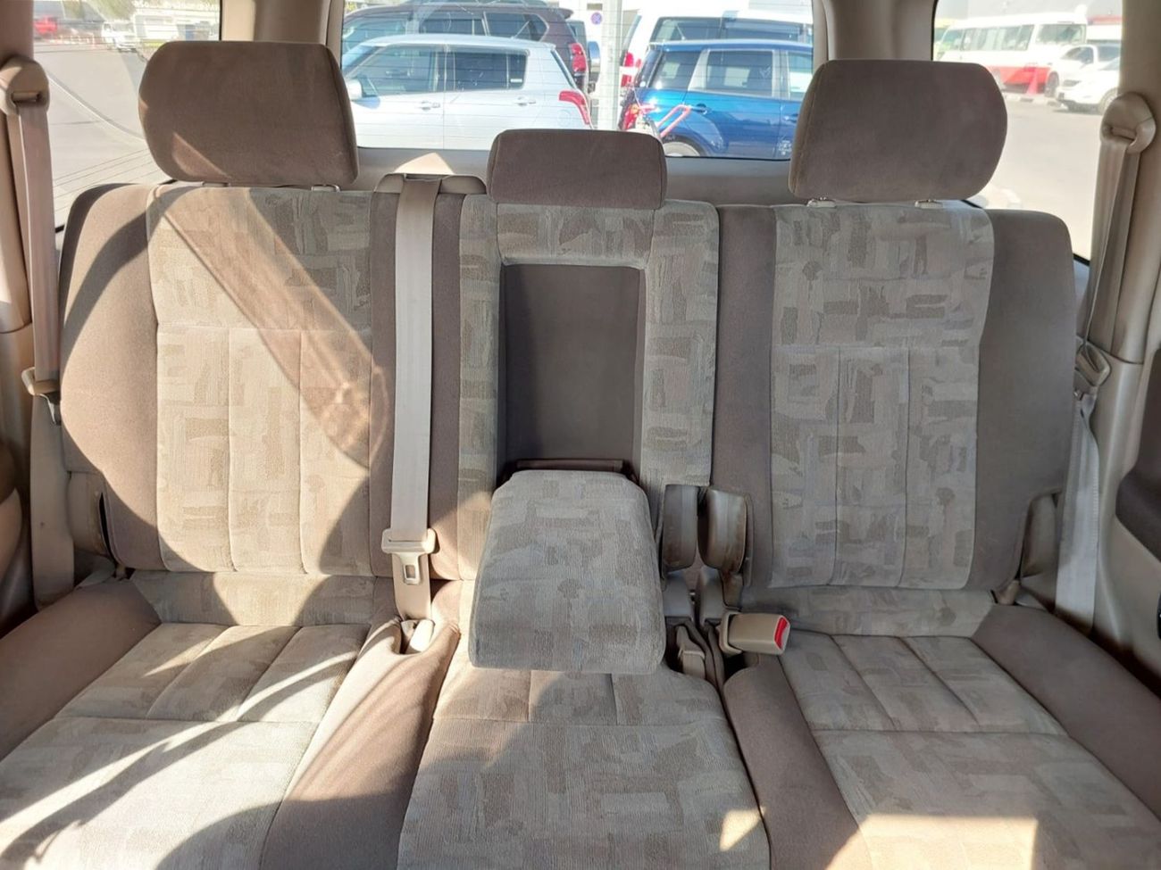 Toyota Land Cruiser TOYOTA LAND CRUISER SUV RHD 1999 MODEL 4.2 L DIESEL AUTOMATIC(PM13650)