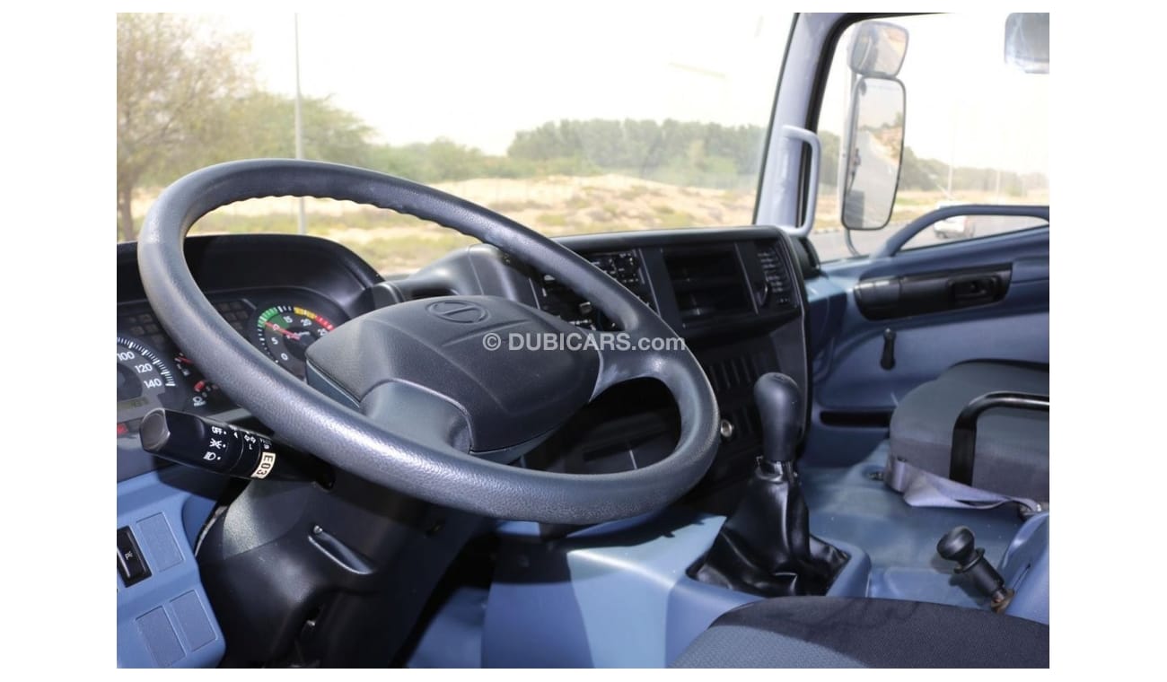 Hino 700 2010 | BRAND NEW l HINO 700 SERIES 4041 8X4 | 12Ton RIGID TRUCK WITH DRY BOX | GCC SPECS