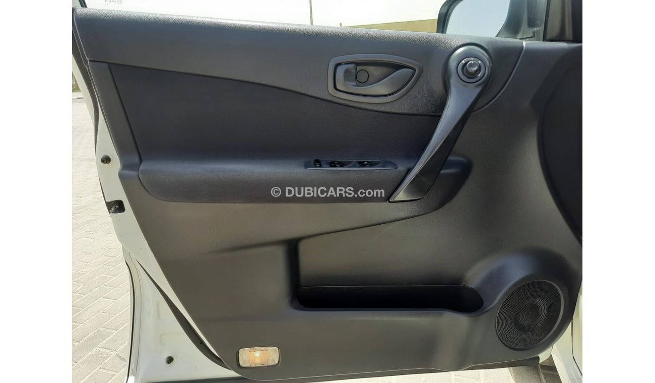 Renault Clio Renault coleos 2014 g cc full automatic