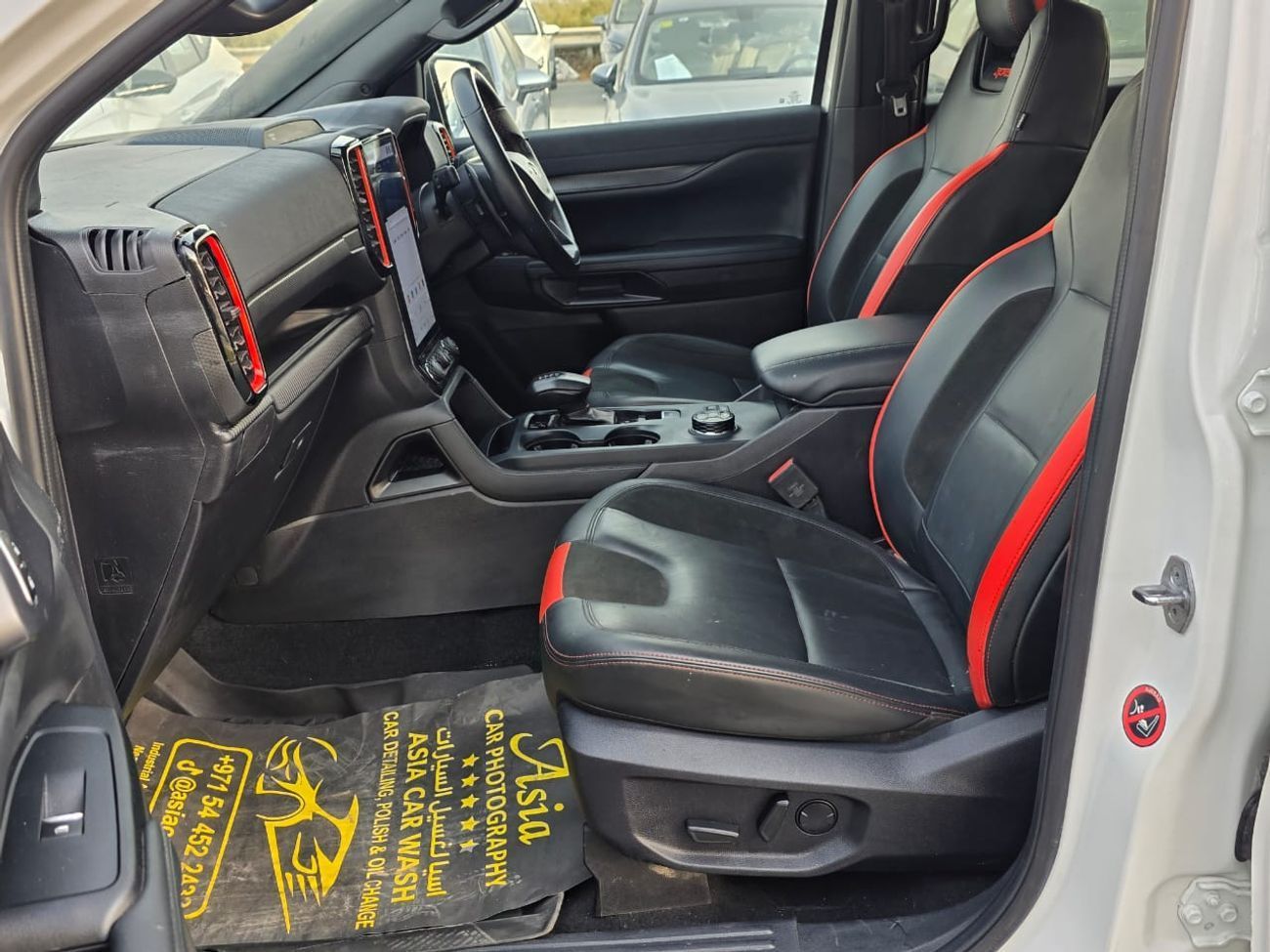 Ford Ranger Raptor petrol 3.0 liter ,right hand drive only for export available