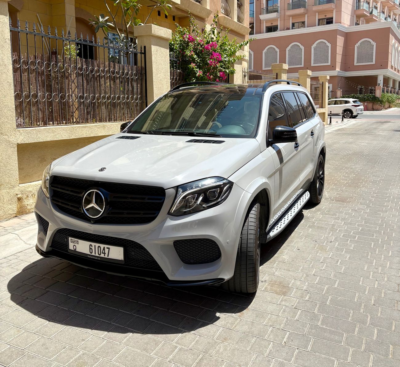 Mercedes-Benz GLS 500 Std 4.7L