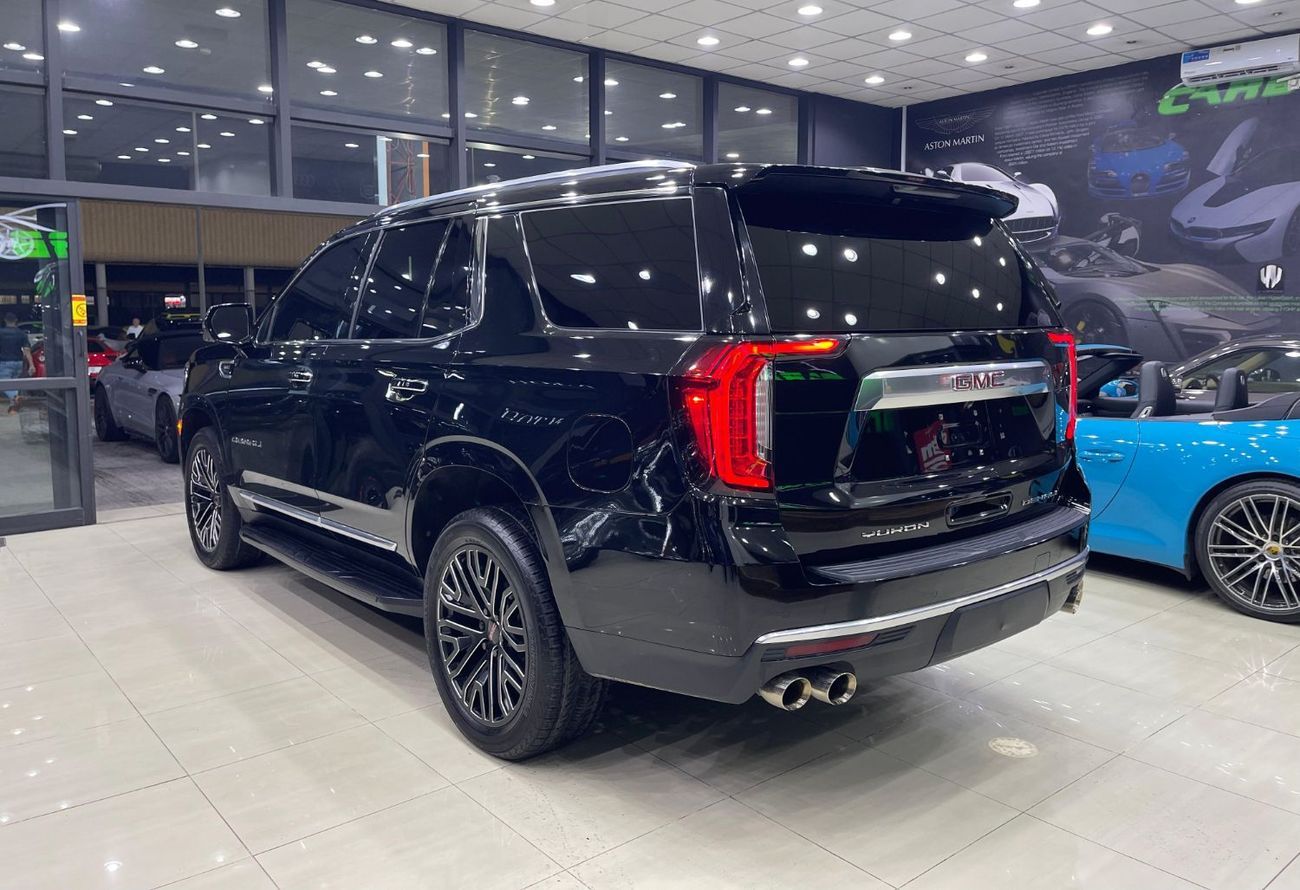 GMC Yukon Denali 6.2L (8 Seater)