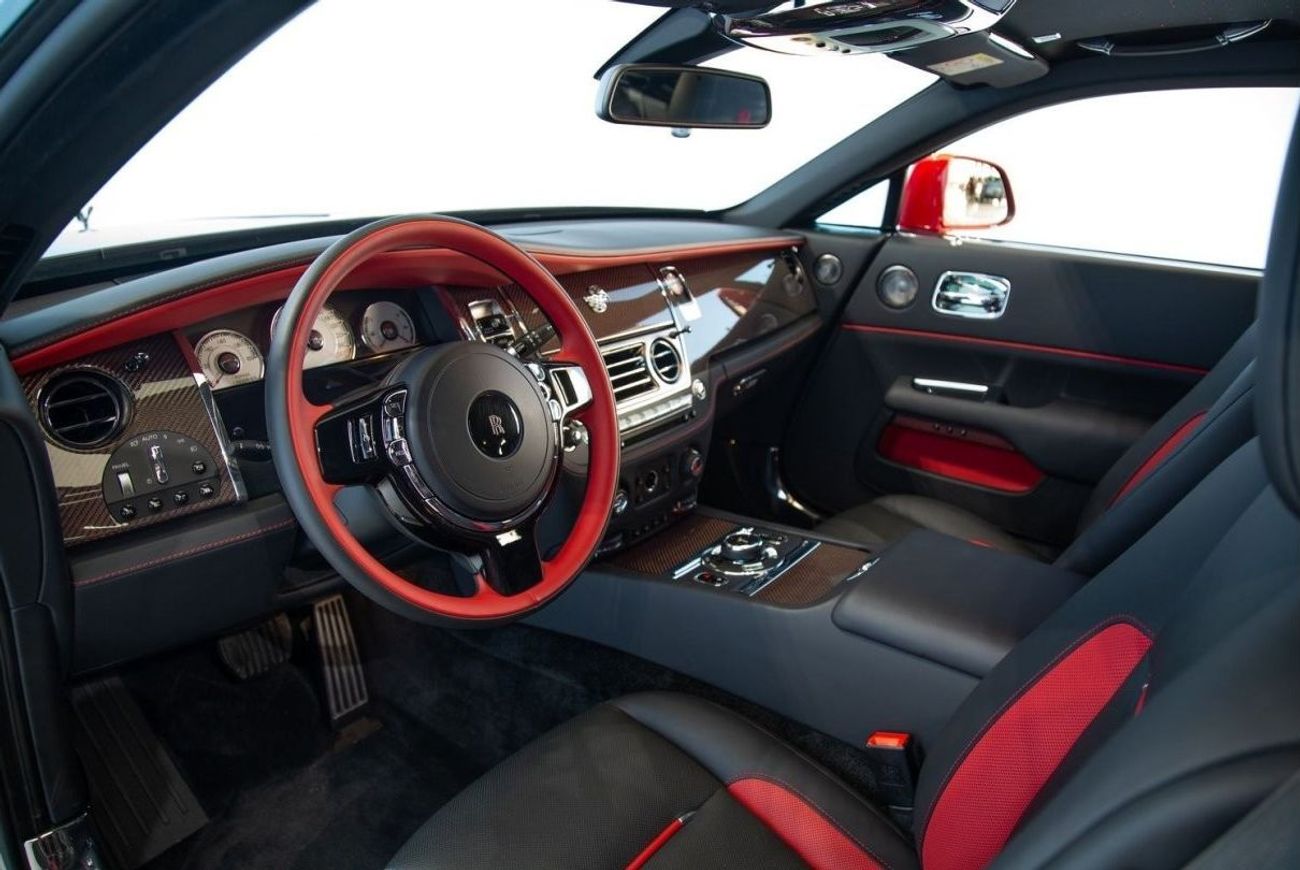 رولز رويس واريث بلاك بادج