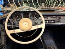 Mercedes Benz SL 280 Pagoda (W113) - Japanese Specs