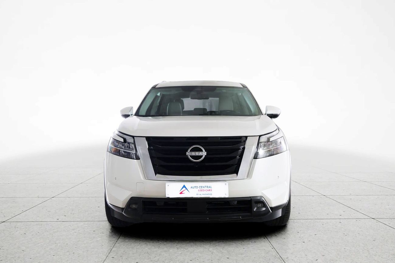 Nissan Pathfinder SV 3.5