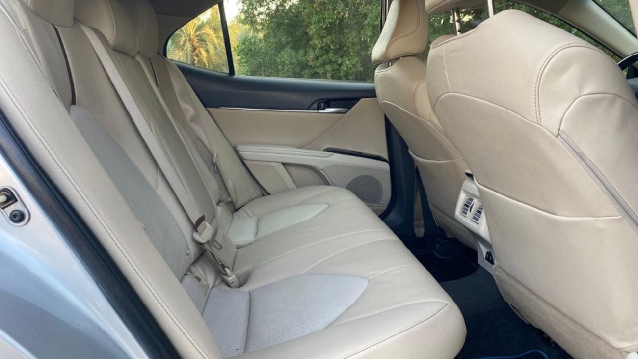 Toyota Camry GLE Hybrid Hybrid ful option‏ Export only