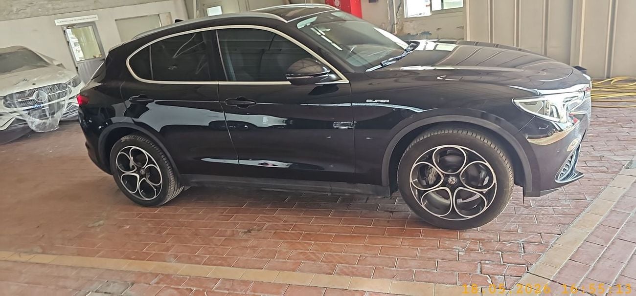 Alfa Romeo Stelvio SUPER 2.0