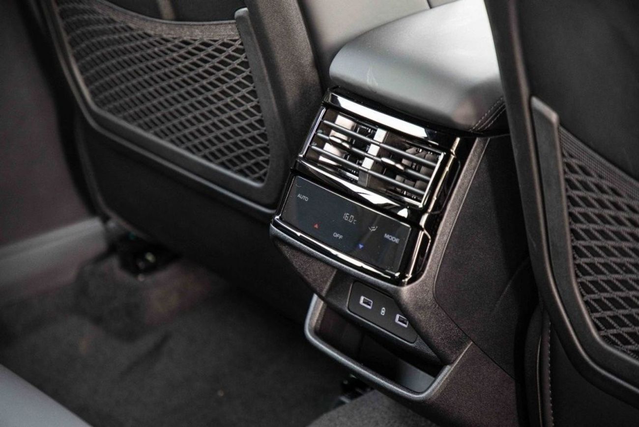 جيلي مونجارو 2024 Geely Monjaro 4x4 2.0L GSO Top Option | Radar, Pano Sunroof, 360 Cam, HUD, Bose System and more