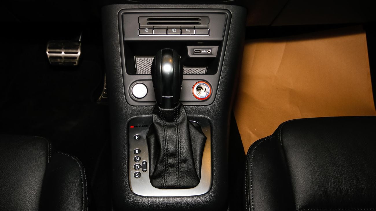 فولكس واجن تيجوان R Line  2.0 TSI 4MOTION