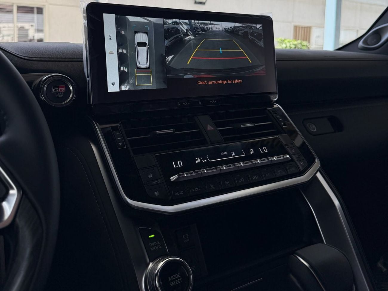 Toyota Land Cruiser 2026 LAND CRUISER GR-SPORT 3.5 HYBRID **EXPORT ONLY**التصدير فقط خارج الخليج***