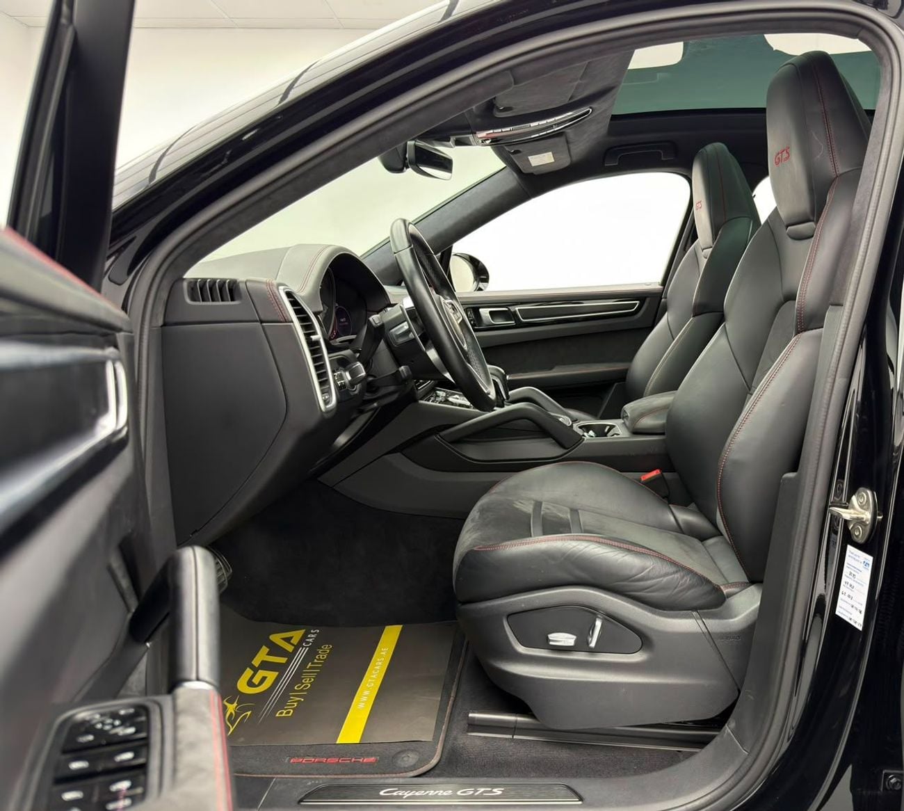 Porsche Cayenne GTS