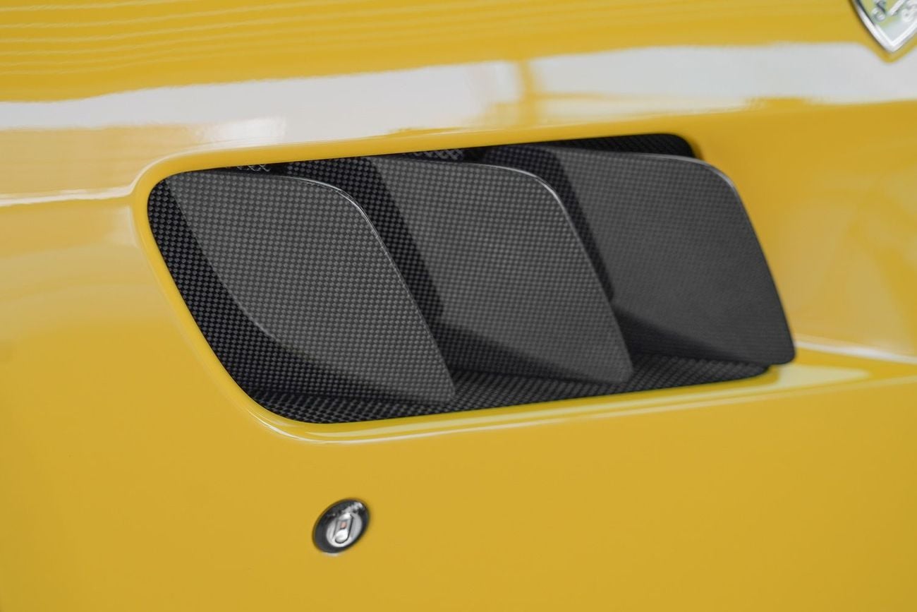 فيراري جي تي سي 4  لوسو T V8