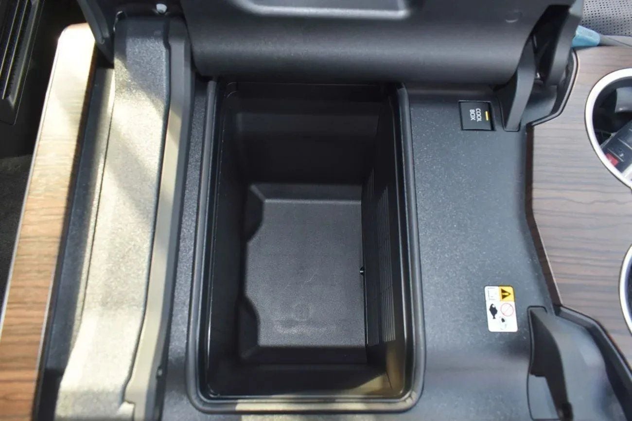Toyota Land Cruiser VX land cruiser VX hybrid 2025 3.5L